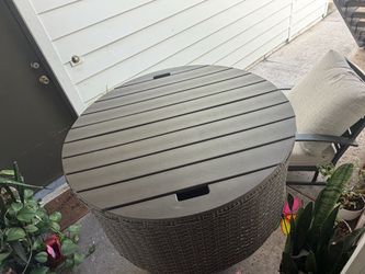 Patio ottoman