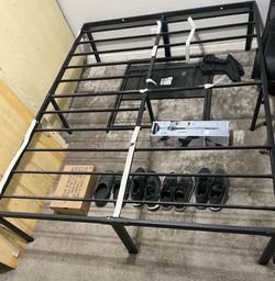 Queen bedframe, heavy duty