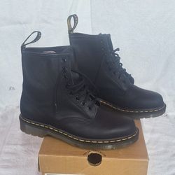 
​Dr. Martens 1460 Greasy Leather Boots – Size 8 Women / 7 Men – Brand New $138