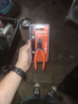 Crescent 6 inch diagonal pliers