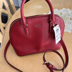 POCKETBOOK…ladies DKNY
