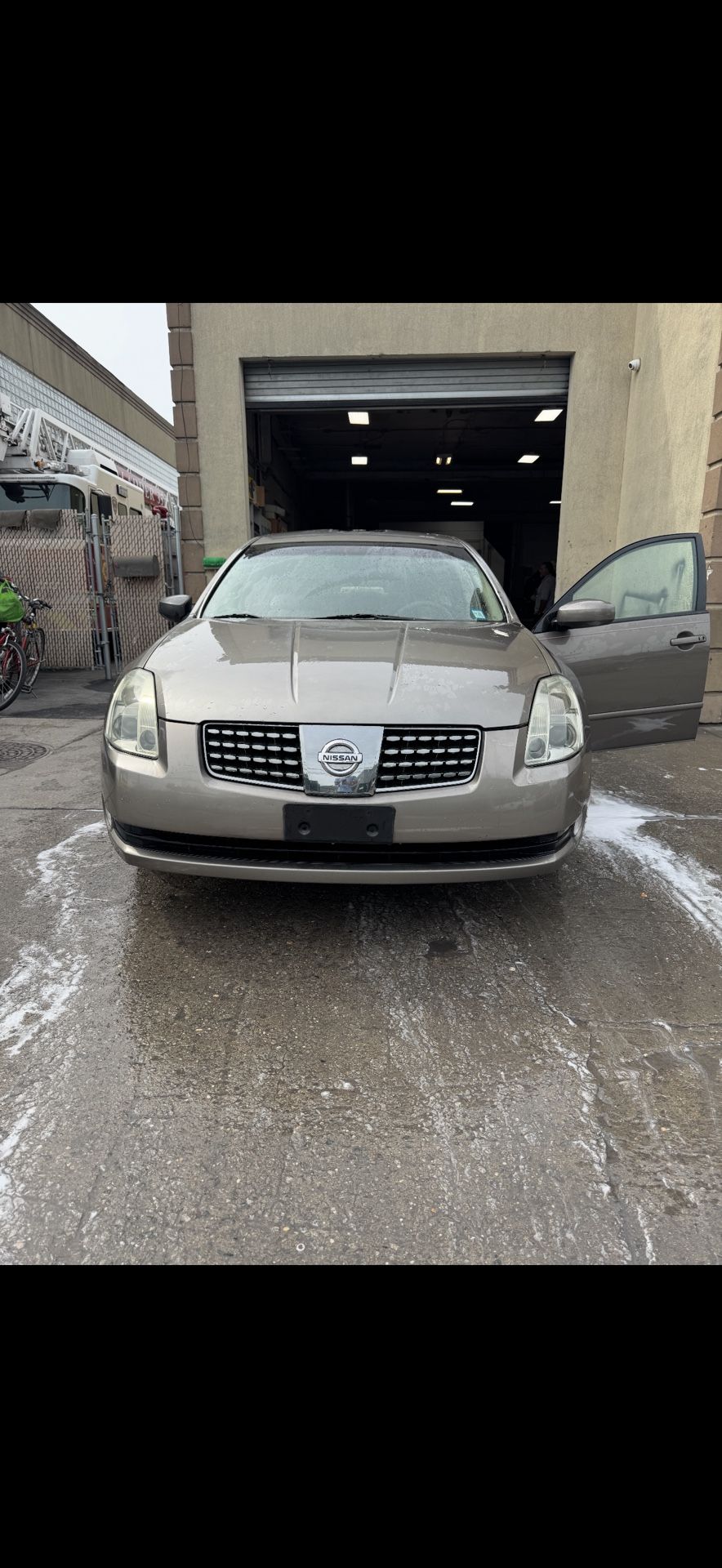 2004 Nissan Maxima