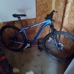 Hyper Mountain Bike 