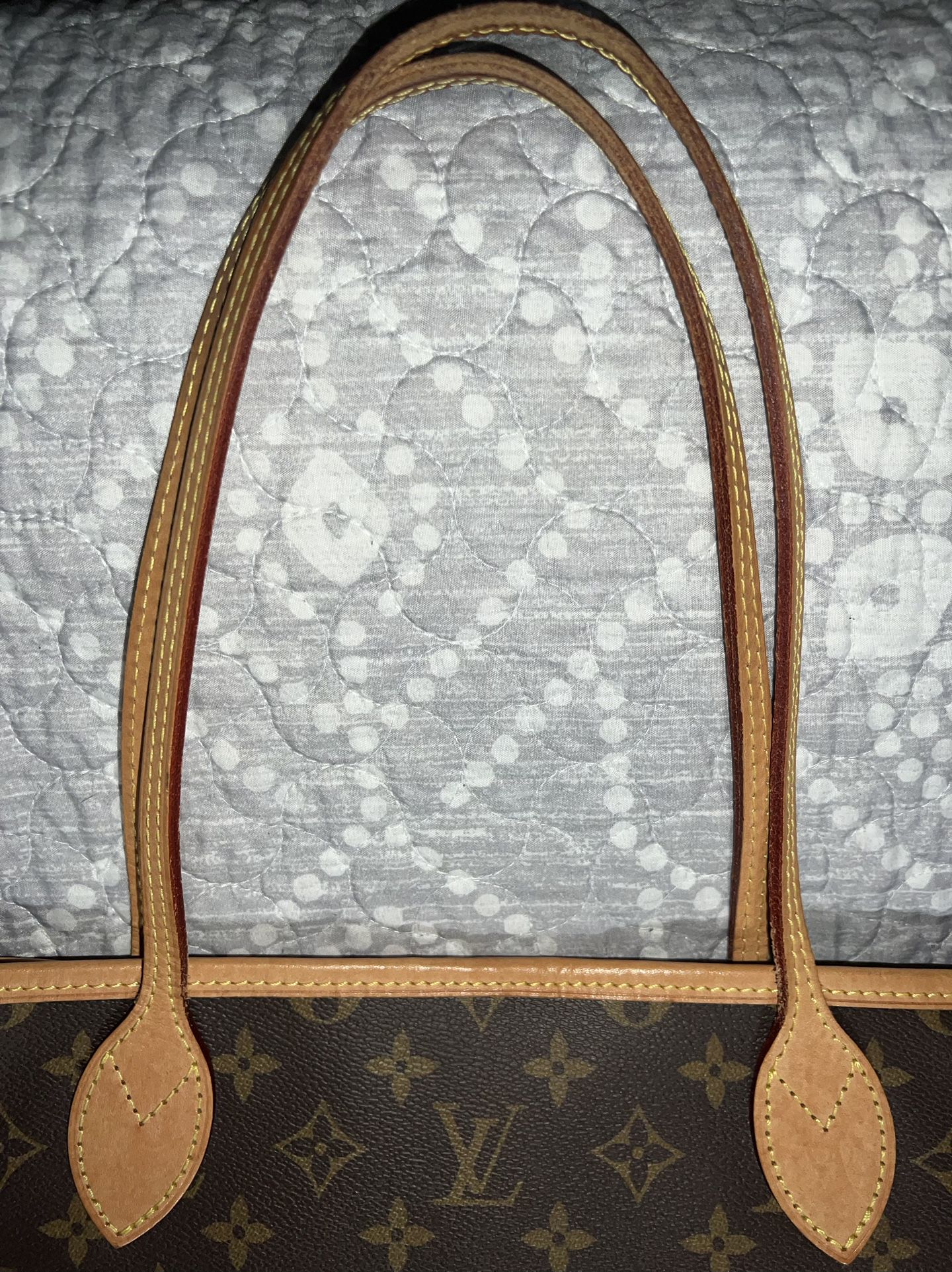 Louis Vuitton Neverfull GM Tote for Sale in Honolulu, HI - OfferUp