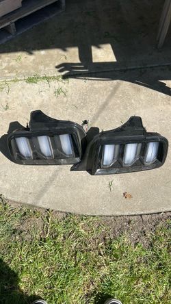 ‘05-‘09 Ford Mustang Spyder sequential tail lights