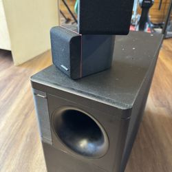 6 BOSE  Speaker And Sub 