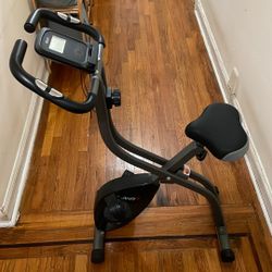 AtivaFit Exercise Bike