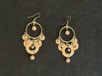 Assortment of Earrings 