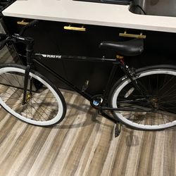 Single gear bike Medium size bike