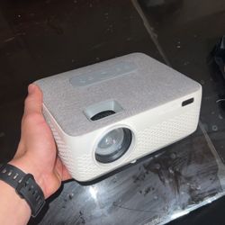 FANGOR WiFi Projector