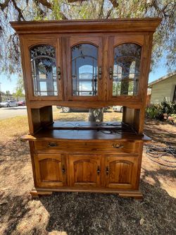 Large oak china hutch / buffet hutch