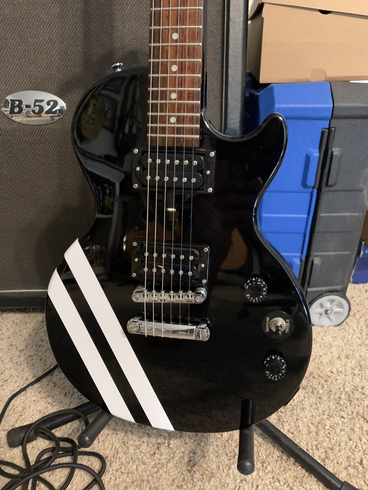 Epiphone Les Paul Special II Electric Guitar - Black w/ Race Stripe