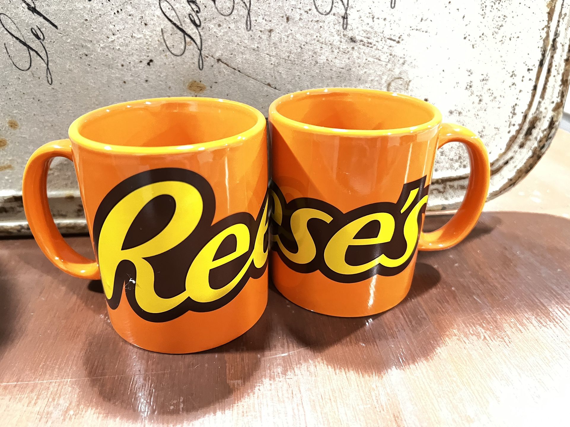 Set 2 Galerie Reese's Coffee Tea Mugs Orange