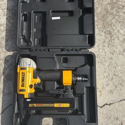 DEWALT Finish Stapler