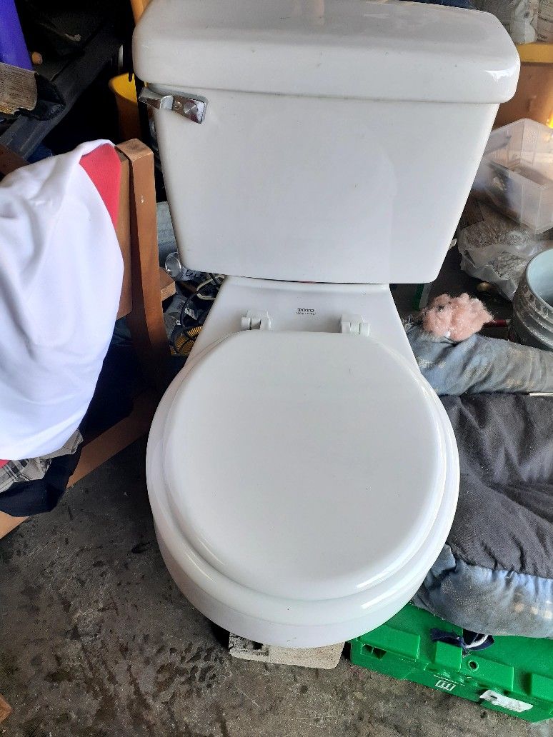 TOTO Toilet