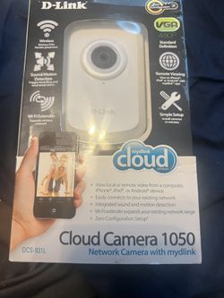 NEW D-Link Cloud Camera 1050 Wireless Network Camera DCS-931L with WiFi Extender