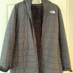 The North Face Mossbud Faux Fur Fleece Lined Insulated Reversible Hooded Parka