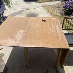 Vintage Table With 4 Chairs
