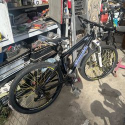 Cannondale Mountain Bike
