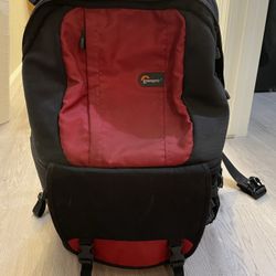 Lowepro Fastpack 100 Camera Backpack – Red/Black