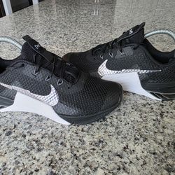 Nike Metcon 7 Black White Metallic Grey Women's Sz 8.5 Training Shoes