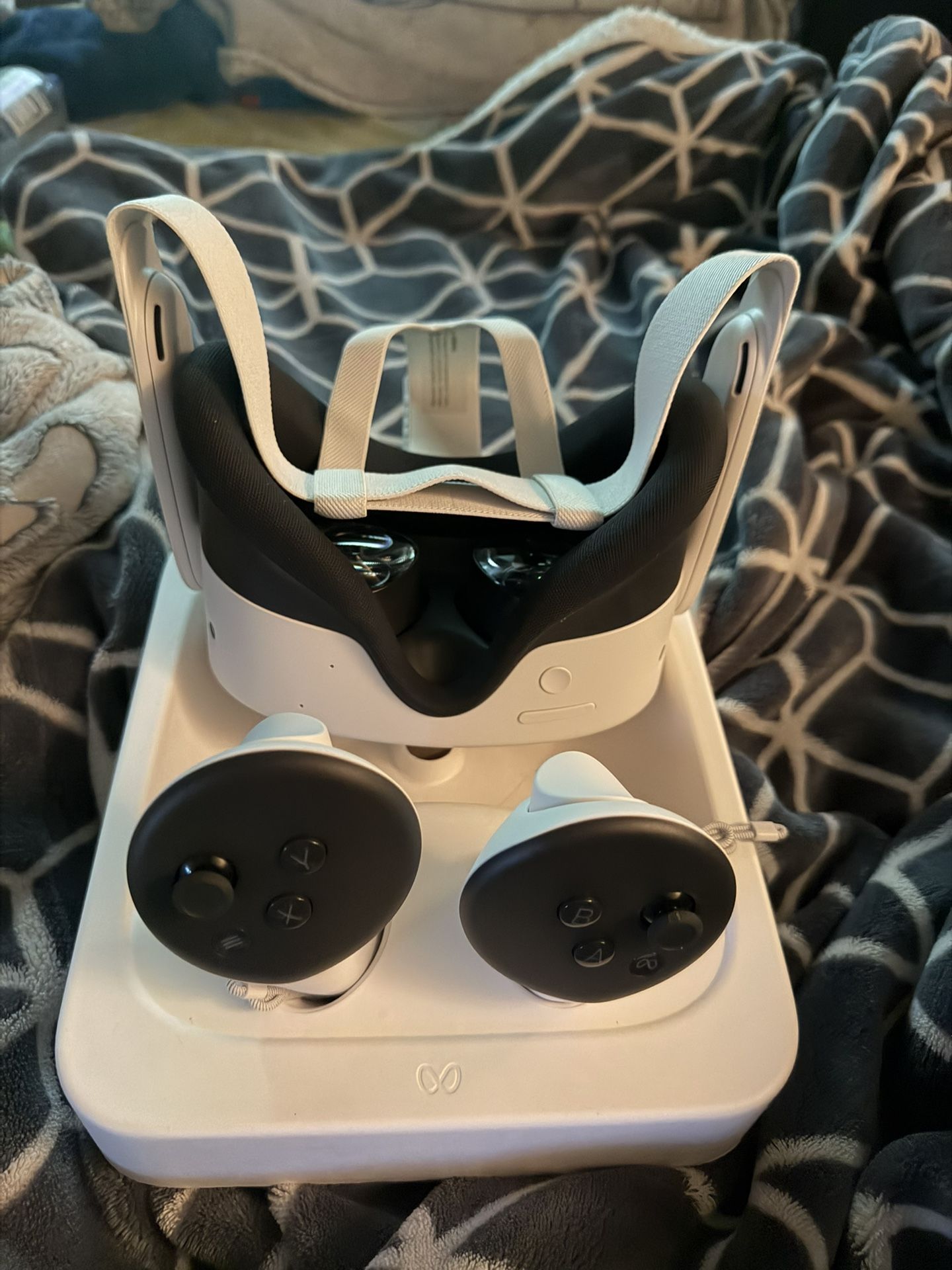 Meta Quest 3s 128 GB. Has Everything But The Box. 