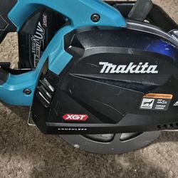 Makita 40V max XGT Brushless Cordless 7-1/4 in. Metal Cutting Saw, with Electric Brake and Chip Collector

