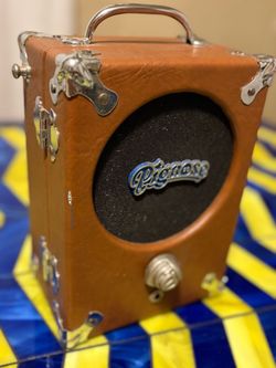 Pignose portable guitar amp