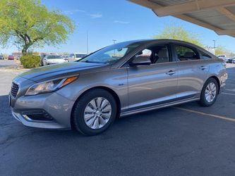 2017 Hyundai Sonata Hybrid