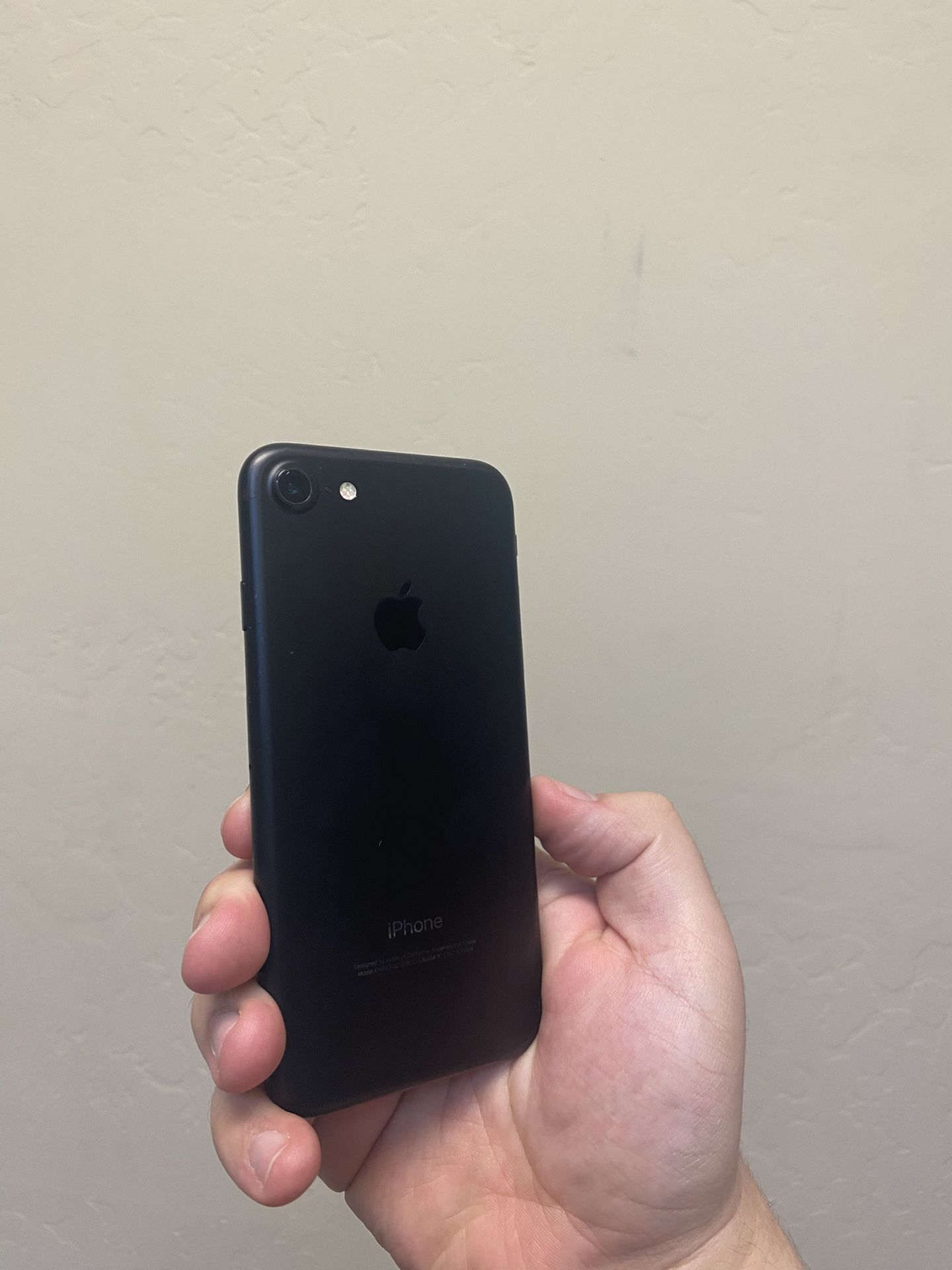 iPhone 7 Unlocked 32gb