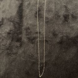 Woman’s Silver Necklace