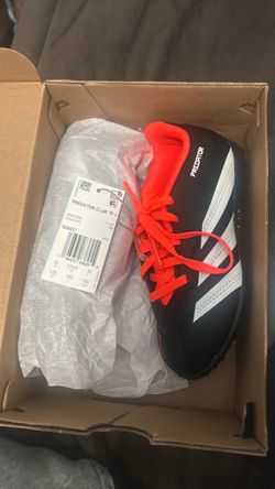 Predator club turf shoes soccer