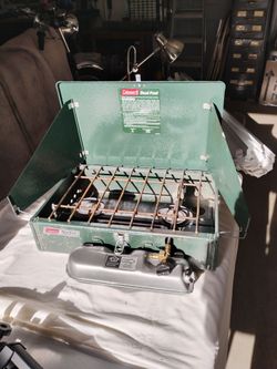 Coleman camp stove