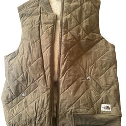 Brand New Out Of Stock Northface Men's Cuchillo Insulated Vest
