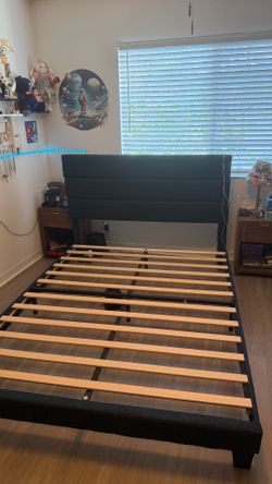 Queen & Twin Upholstered Platform Bed Frames