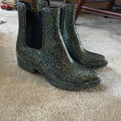 Glittery Green Rainboots