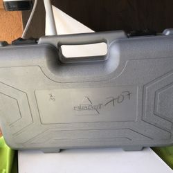 Like New Bissell Power Handheld Steamer In A Hard Case With Accessories 