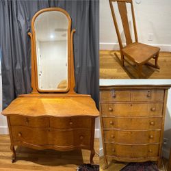 Antique Bedroom Set $400 - OBO