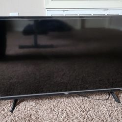 32 " TCL ROKU SMART TV