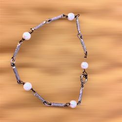 Costume jewelry bracelet