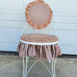 Vintage Parlor Ice Cream Vanity Chair!