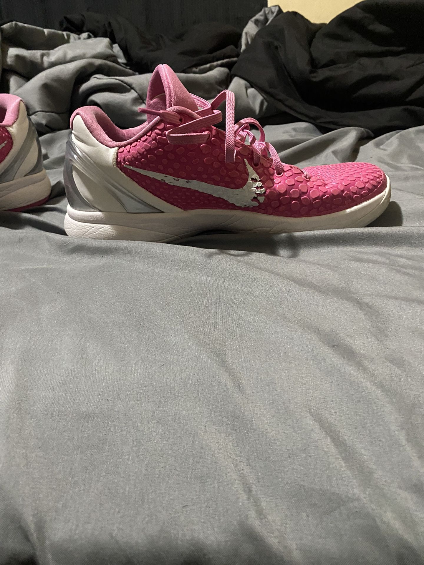 Nike Kobe 6 think Pink Men s shoes