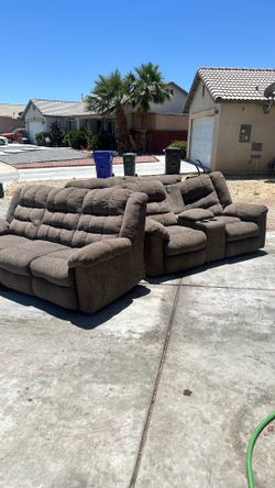 Couch recliners