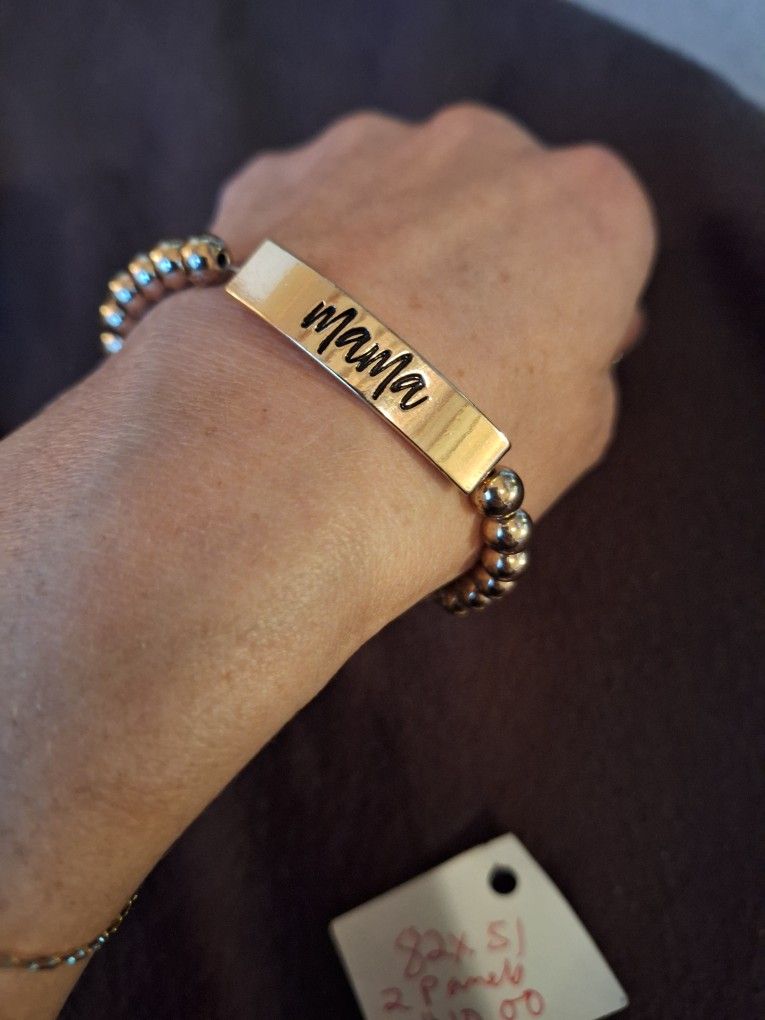 MAMA gold Tone Bracelet 