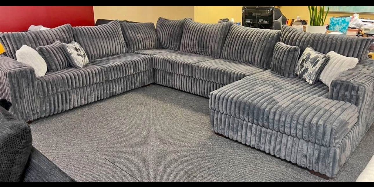 NEW TEXAN XXXL SECTIONAL SOFA AND FREE DELIVERY BEDROOM FURNITURE MATTRESS BED AND FINANCING
