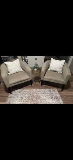 Accent Chairs