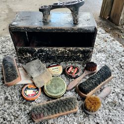 A Old Shoe Shine Box