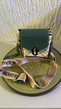 Diamond pattern mini Crosby phone bag