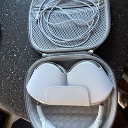 AirPods Max