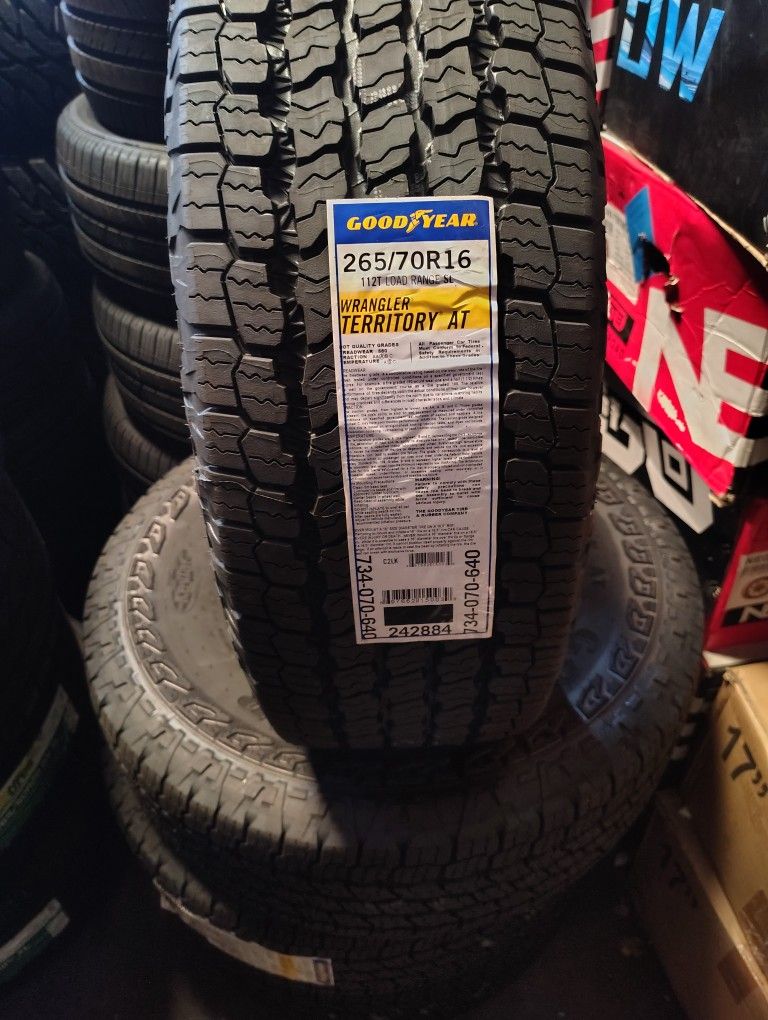 Llantas/Tires 265/70r16 Goodyear Wrangler Territory